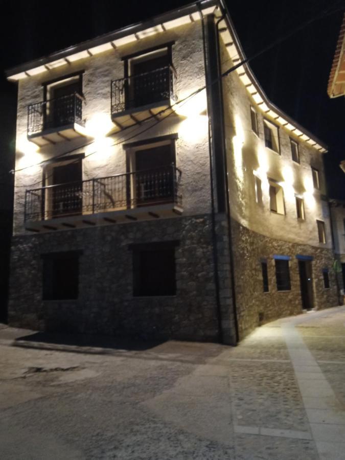Apartamentos El Arenal Acebo Luaran gambar