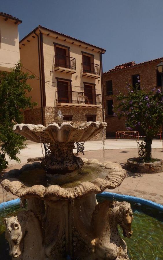 Apartamentos El Arenal Acebo Luaran gambar