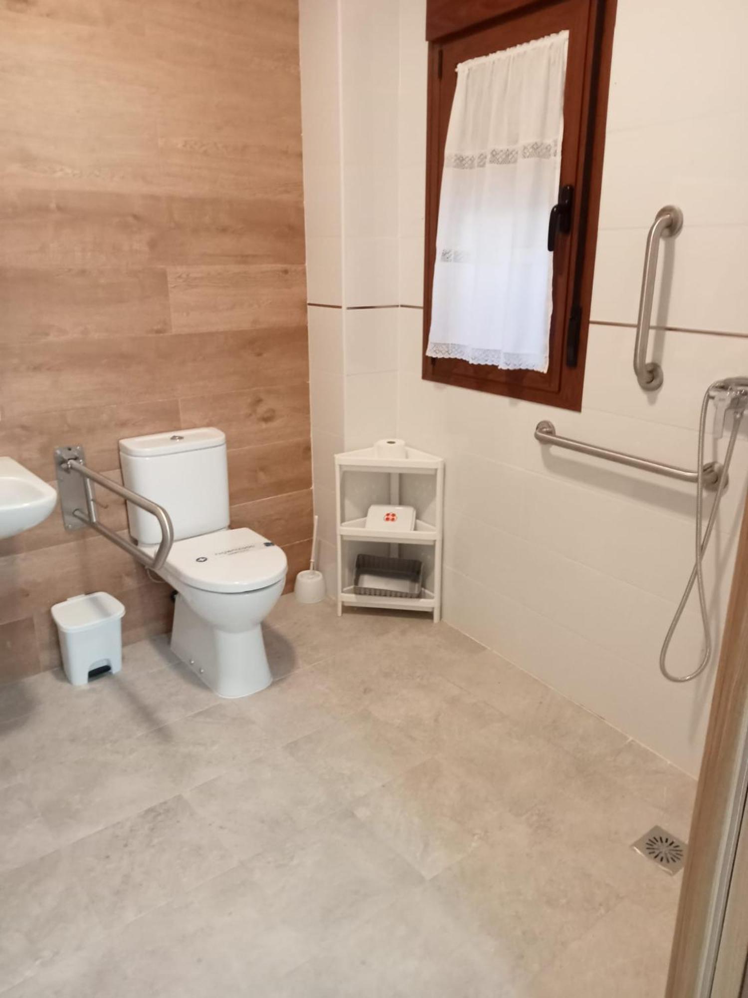 Apartamentos El Arenal Acebo Bilik gambar